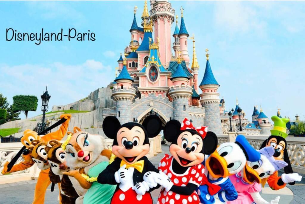 Studio 2 Adultes 2 Enfants Parcs Disneyland Paris Montévrain Exterior foto